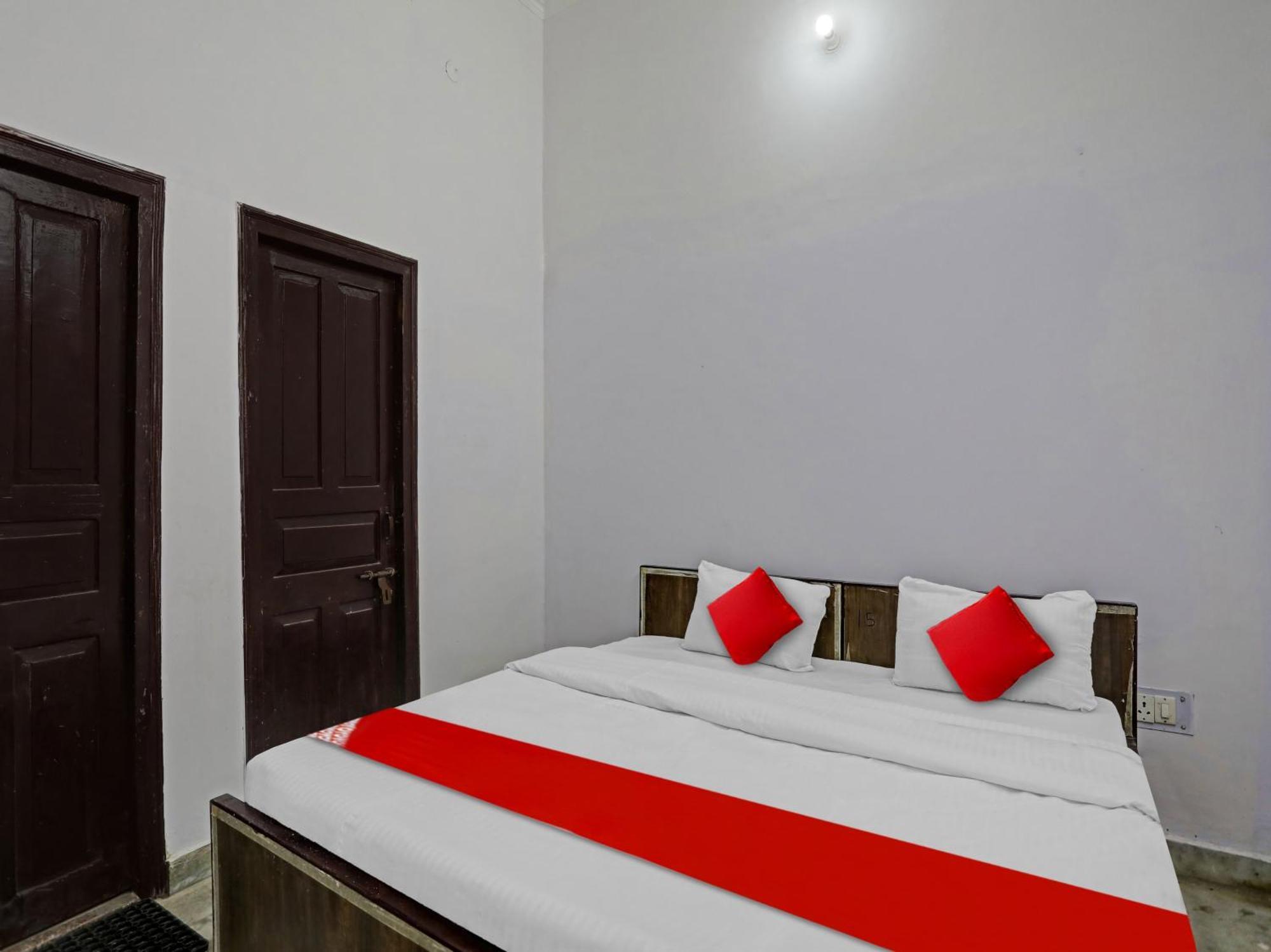 Super Hotel O Easy Stay Inn Лакхнау Екстер'єр фото